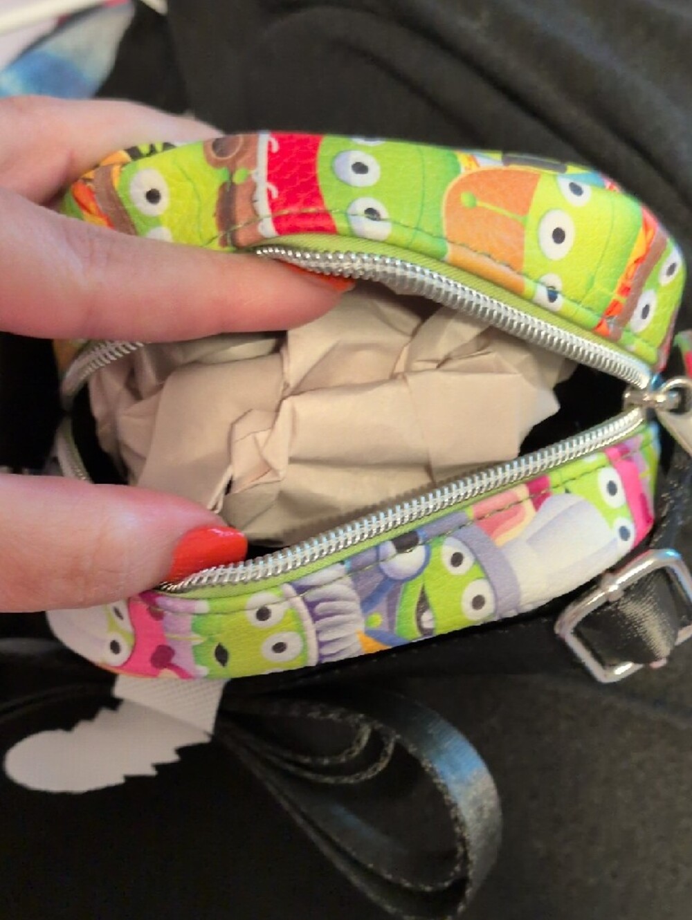 Disney Pixar Toy Story Aliens Crossbody - Picture 8 of 9